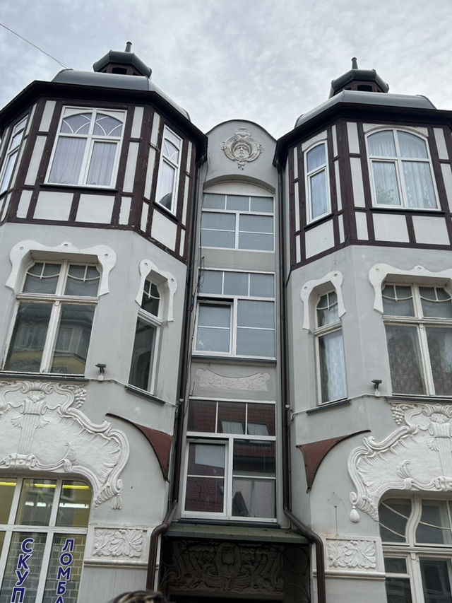 Branches Restaurant: A Culinary Escape in Kaliningrad 🍽️🌿 Branches Restaurant: A Culinary Escape in Kaliningrad 🍽️🌿