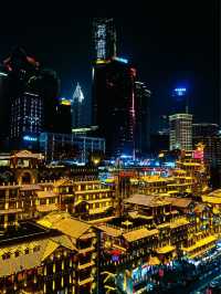 The Best Landmark in Chongqing - Hongya Cave!