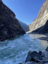 Tiger Leaping Gorge, Lijiang, Yunnan🍃🌿