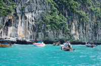 Phi Phi Island - the unforgettable sea of jelly-like green shimmer.