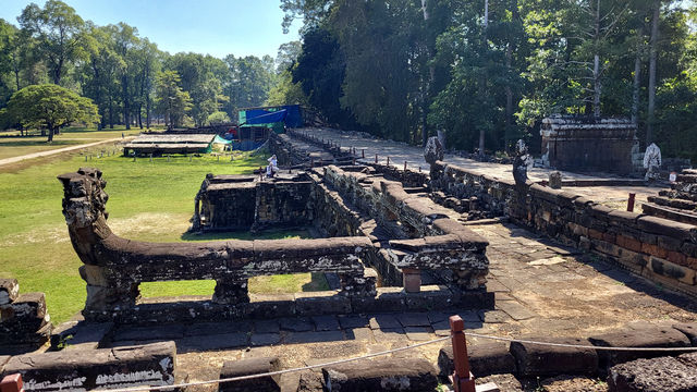 中國援助項目-王宮遺址，群象台、十二生肖塔