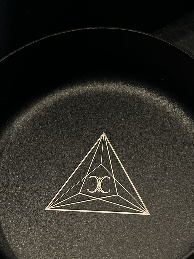 青島0元藝術空間畫廊拍照