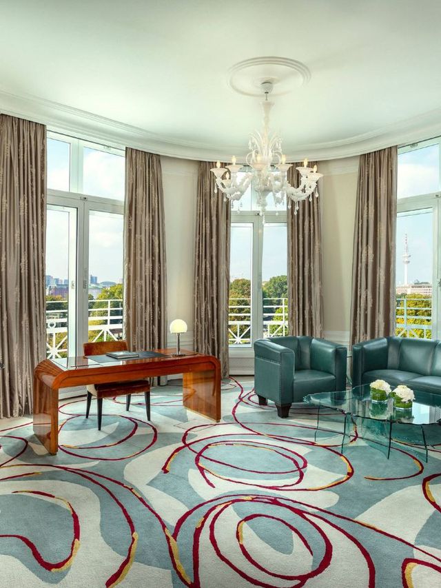 🌟 Hamburg's Haven: Luxe Comfort at Hotel Atlantic 🌟