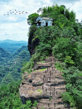 徐霞客沒騙我這裡跟黃山一樣值得去