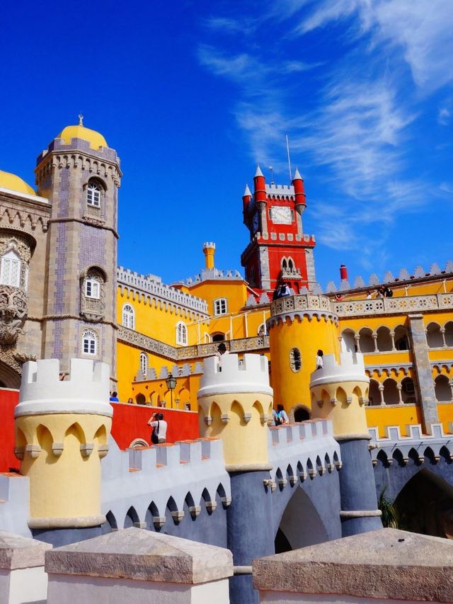 Portugal's Top Picks: Palaces, Capes & Cathedrals 🏰🌊⛪