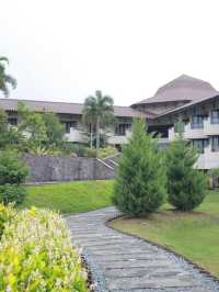 🌴🏨 East Java's Luxe Escape: Singhasari Resort Batu 🌄🛌