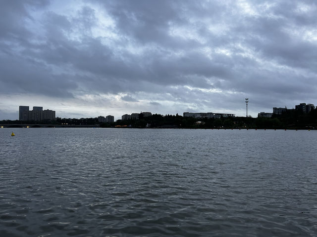 城市漫筆—窺見泰州。