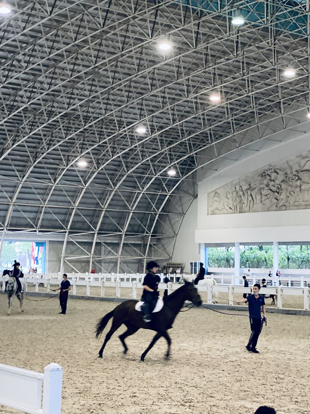 江蘇江陰·海瀾飛馬水城3/5。