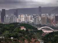 Lanzhou’s Stunning Mountain View!