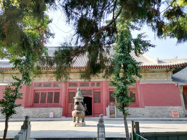 正定隆興寺。