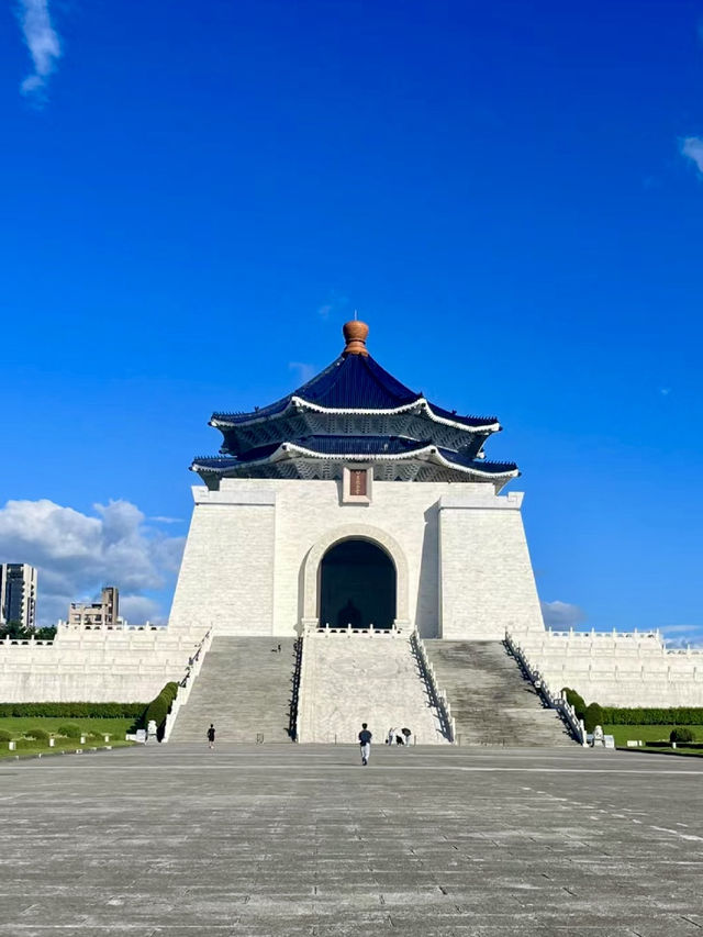 🏛️中正紀念堂：台北歷史與莊嚴之美的象徵