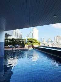 曼谷| Silom酒店沉浸在落日浪漫