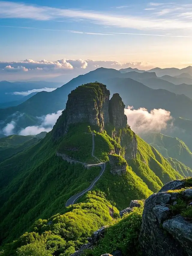 9-Day Tour of Fanjingshan and Baili Rhododendron: A Super Practical Guide