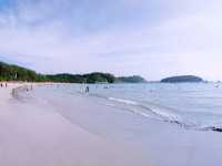 Nai Harn Beach Play Book: "Absolute" Paradise of Phuket
