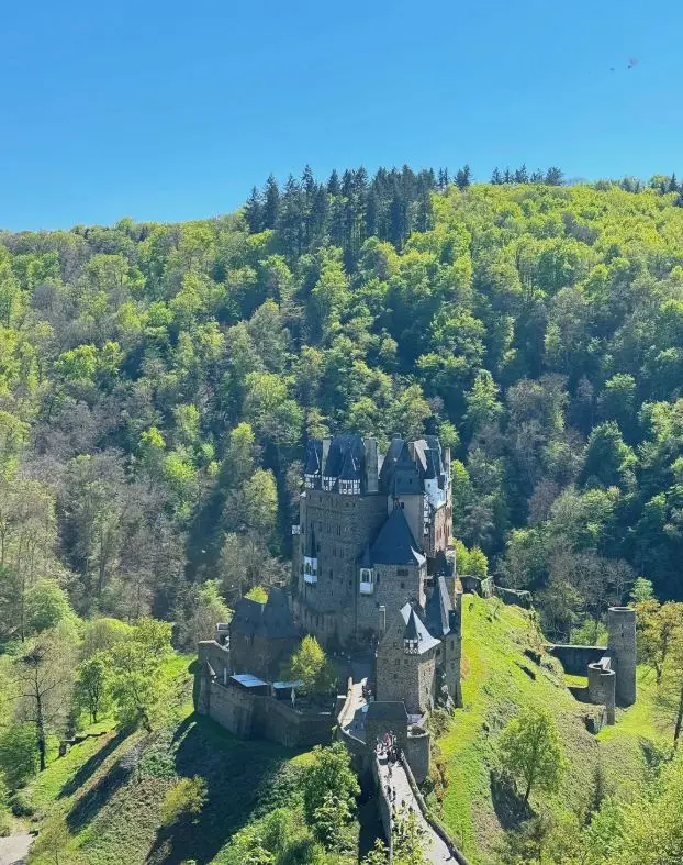 童話古堡與都市森林！法蘭克福混搭攻略