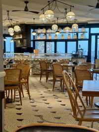 沉穩玫瑰色的優雅：香港瑰麗酒店自助早午餐
