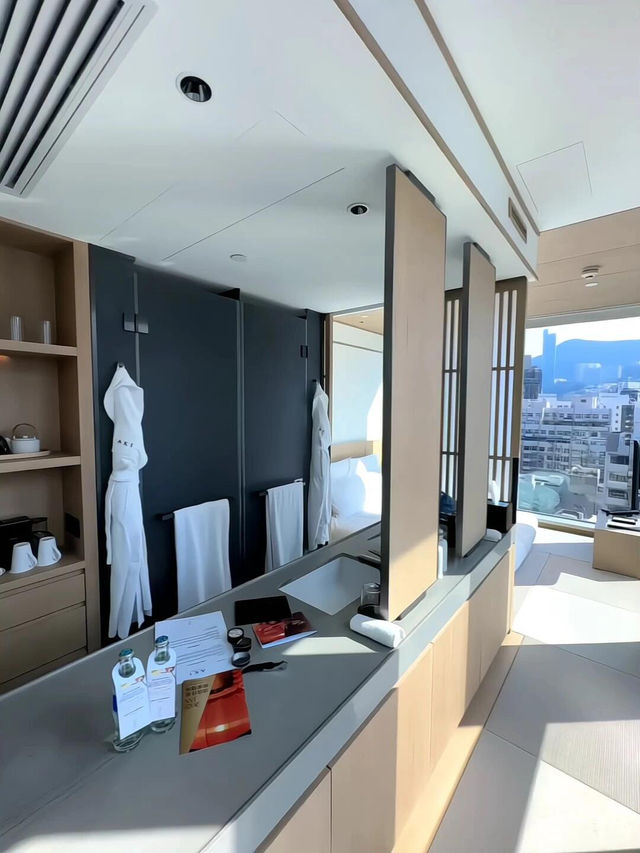 救命！香港住宿天花板被我找到！24小时維港海景+日式侘寂風，這家新酒店我能住一輩子😭 