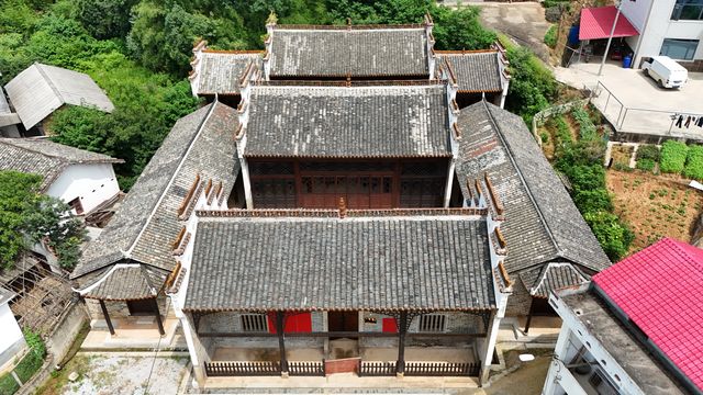 湖南汨羅三星村閔氏宗祠