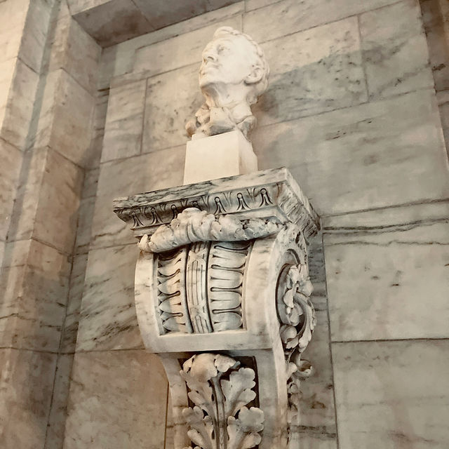 NEW YORK PUBLIC LIBRARY 