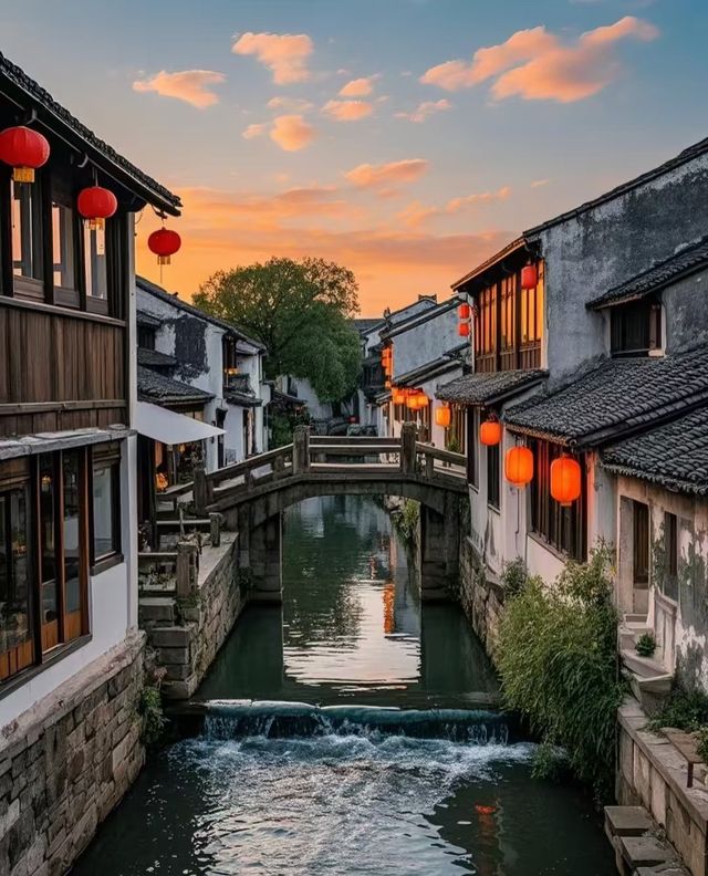 老街舊巷，青磚灰瓦，寫滿歲月悠長