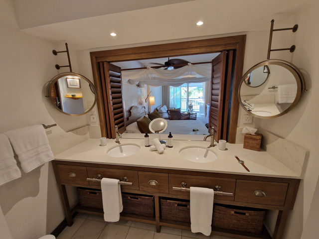 An Unforgettable Stay at Paradise Cove