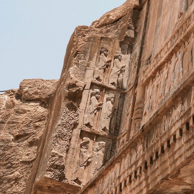 Tomb of Artaxerxes III – Resting Place of a Persian King 🏛️🇮🇷