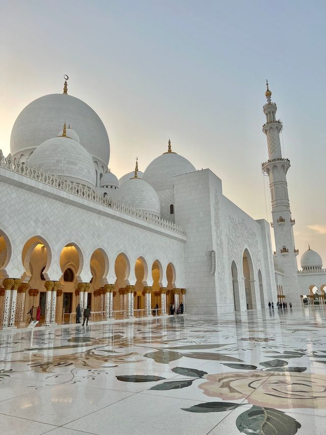 Timeless Beauty of Sheikh Zayed Grand Mosque