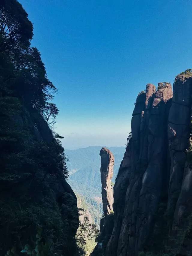 人生得意須盡歡，爬山就來三清山