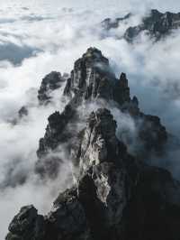 白石山夏季和冬季不同季節的不同風光