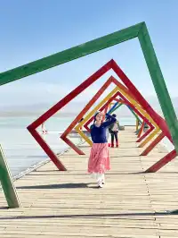 冬季穿搭指南|茶卡鹽湖暖系仙女不凍人系列