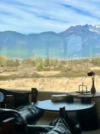 麗江遇見美好瞬間 | 民宿中的日照金山