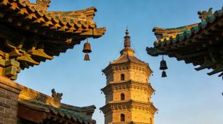 คู่มือถ่ายภาพวิวกลางคืนของหอคอยโบราณ