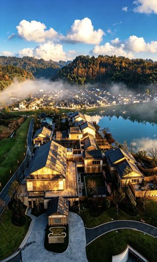 Dayi Mulian Manor | A stunning private hot spring hotel near Chengdu where you can enjoy hot springs and take your kids.