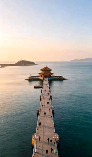  青島棧橋別只餵海鷗，清晨和日落才是最美時刻 棧橋真的很適