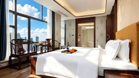 Cuối cùng thì Pingjiang cũng có một khách sạn cung cấp dịch vụ đón và trả khách miễn phí khắp thành phố - Khách sạn Xingyu. — traveler post in Bình Giang