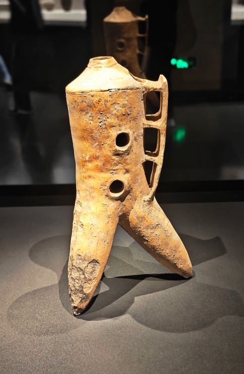 Discovering the Qijia Culture Site in Guanghe