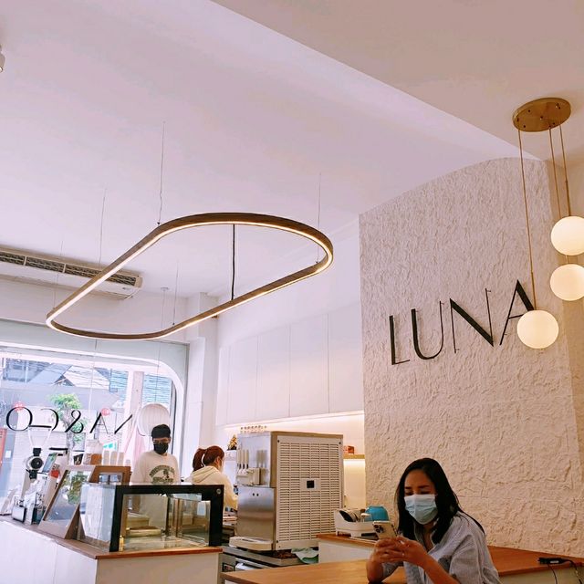 LUNA & CO 🍂🥞