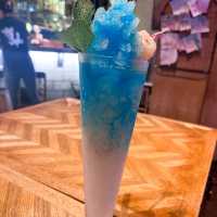 【適合一班人小酌一杯聊天的地方】