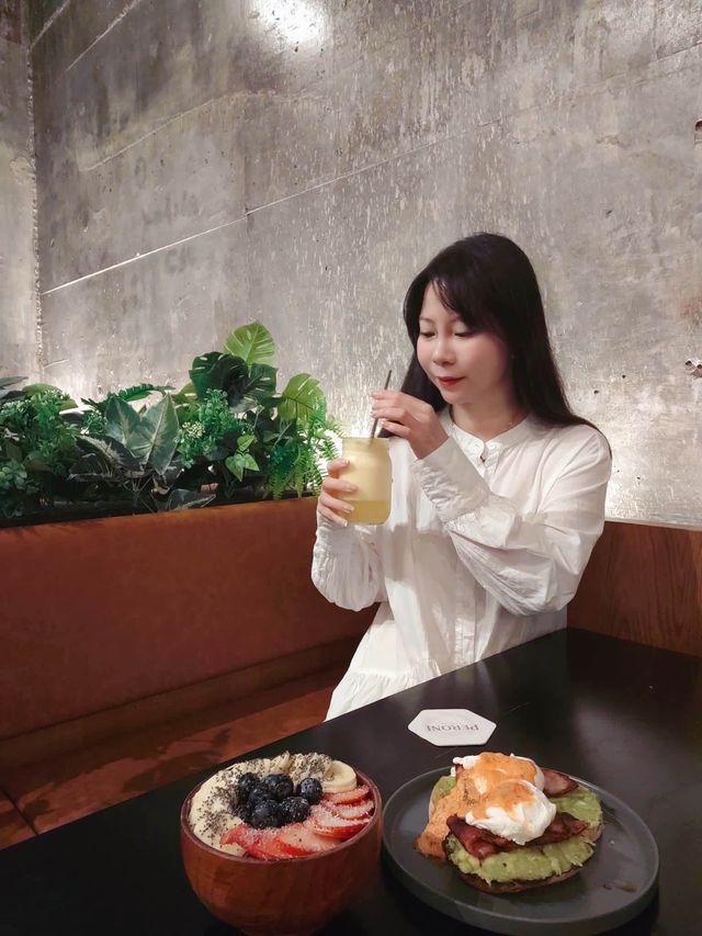 輕工業風cafe🫶🏻 悠閒嘆Açai Bowl