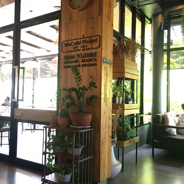 We Cafe (คาเฟ่อาหารเพื่อสุขภาพ) จ.ภูเก็ต