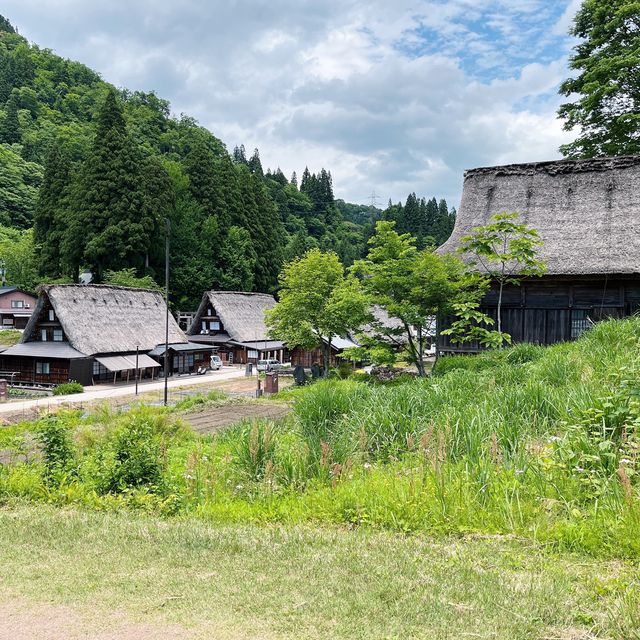 現時生活中嘅茅屋部落-日本相倉合掌村