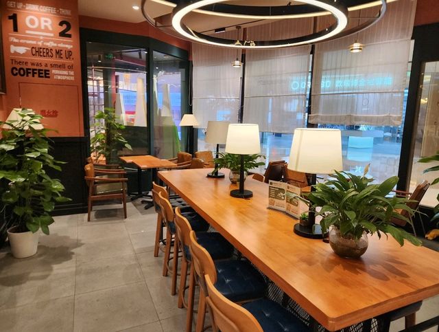 【書香與咖啡的融合】西西弗書店+矢量咖啡：在閱讀與品味中享受心靈寫意