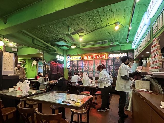 🍽️ 台北波記港式茶餐廳：環境體驗，感受純正港式風情！🍽️