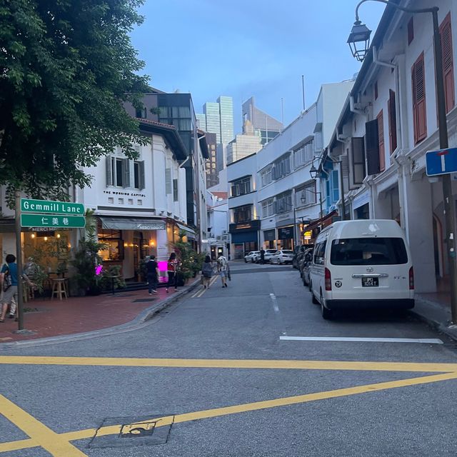 strolling around singapore