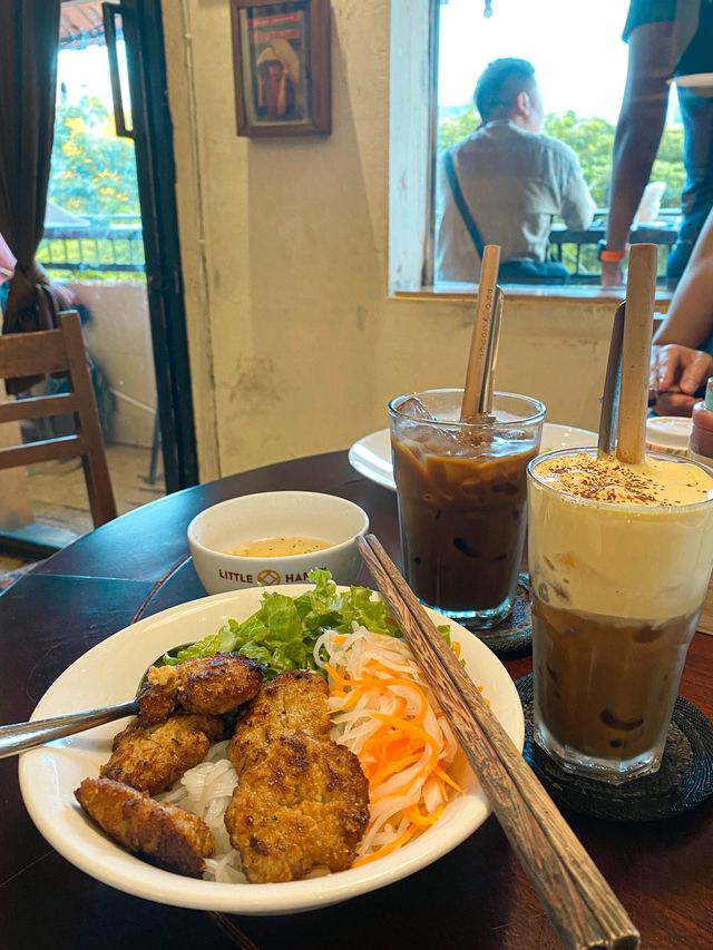 🇻🇳Must Try Egg Coffee in Saigon! ✨