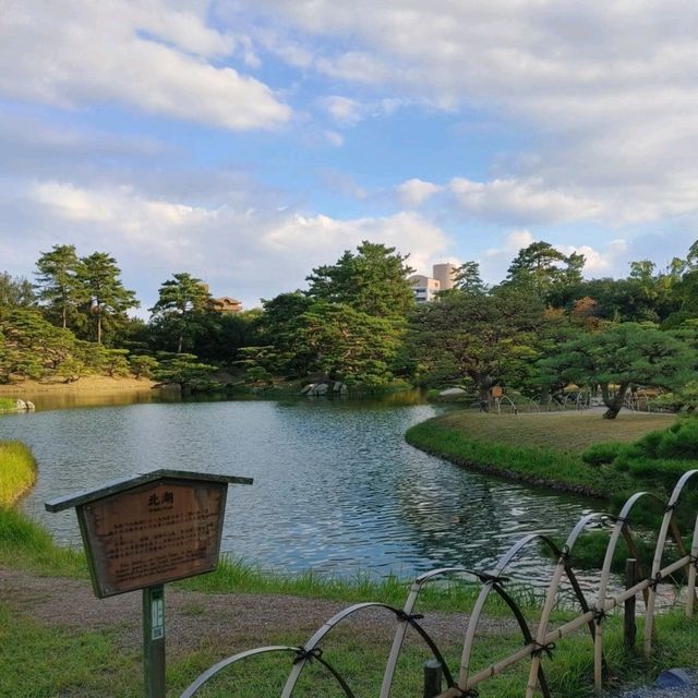 栗林公園　花園亭　焼きたてみたらし団子