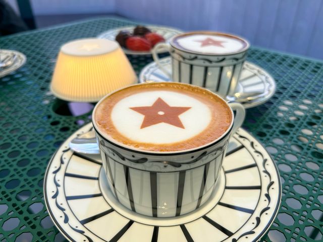 🇰🇷 Dior迷尖叫必到期間限定咖啡店 😆☕️