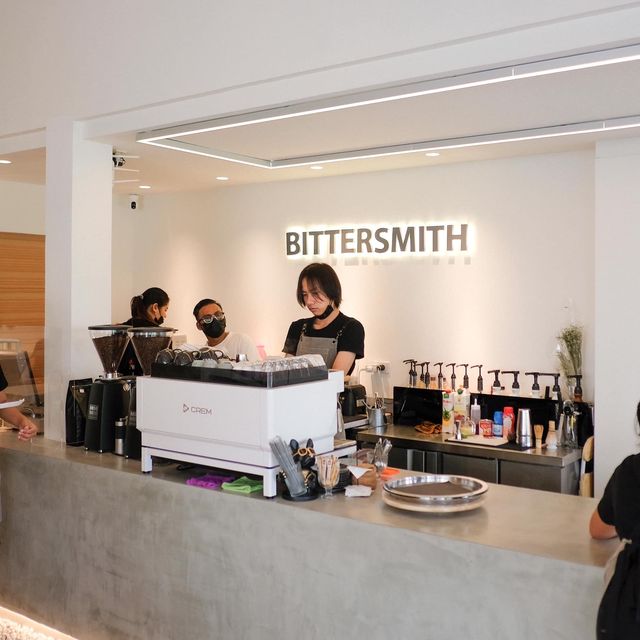 รีวิวคาเฟ่ : Bitter Smith