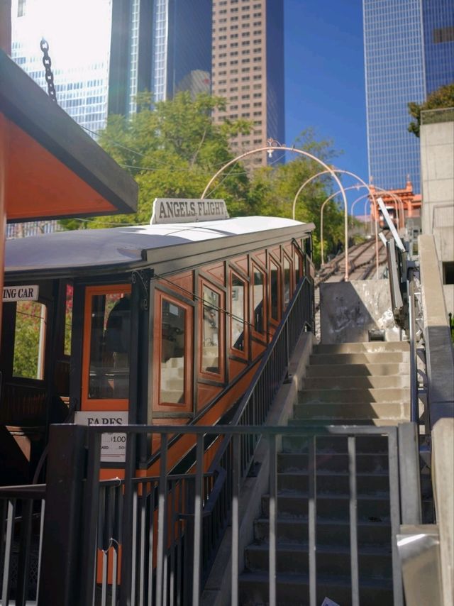 라라랜드 명소 엔젤스 플라이트 🚊