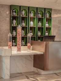  ✈️俯瞰飛機起降的綠色環保酒店🌿 The Silveri Hong Kong, M Gallery